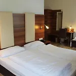 암 픽투알린마르크트 호텔 3*