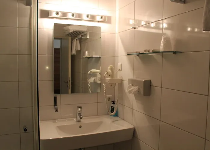 Am Viktualienmarkt 3*