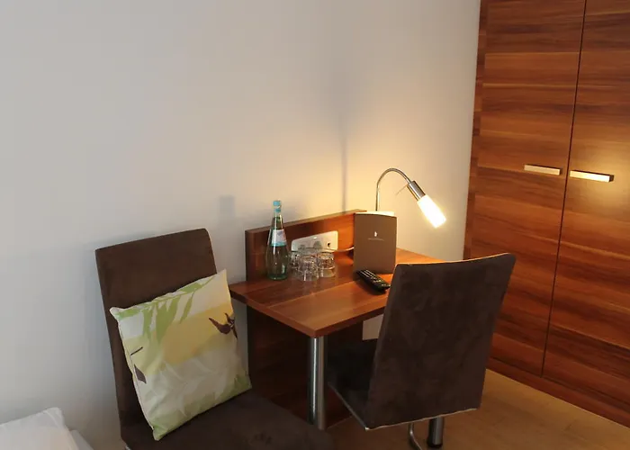 Am Viktualienmarkt 3* מינכן