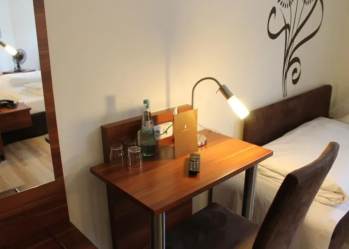 Am Viktualienmarkt 3*